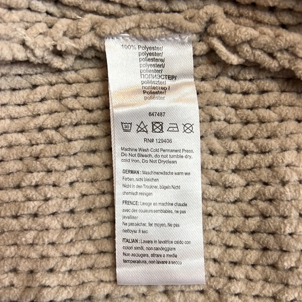 Venus Beige Loose Chunky Cable Knit Soft Chenille Sweater Rolled Crewneck SZ M - Picture 4 of 8